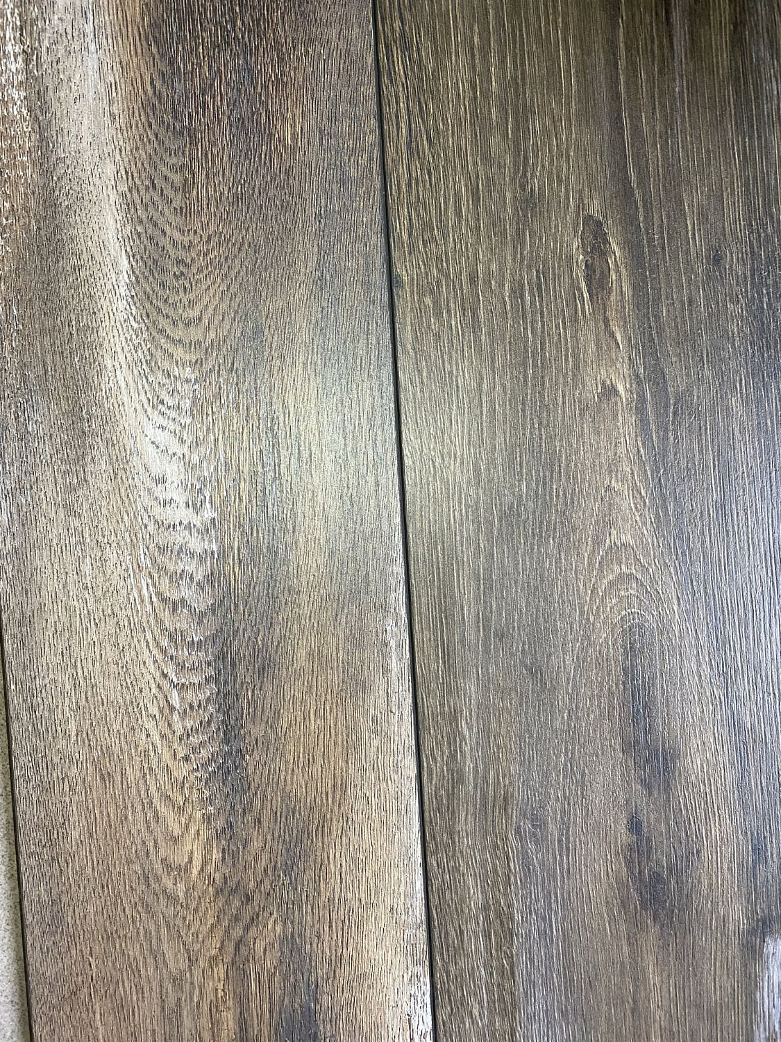 Влагостойкий ламинат